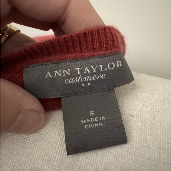 Ann Taylor Cashmere Sweater, Size Small - Picture 3 of 5
